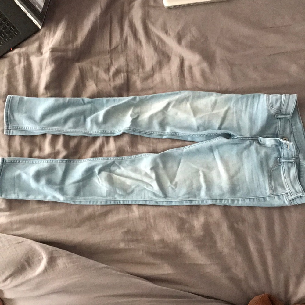 abercrombie light wash jeans